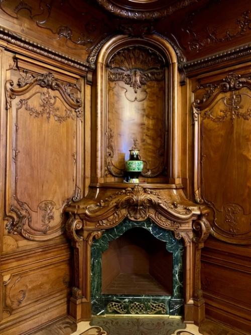 Посетив особняк половцова (дом архитекторов), у меня до сих пор сохраняется приятное послевкусие от увиденной роскоши и красоты. 02