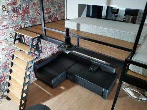 Процесс ремонта. А именно - создания второго уровня в квартире. 09