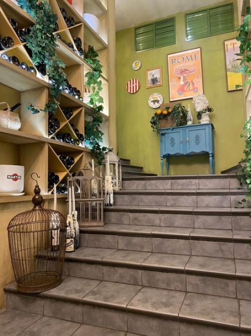 Традиционно отметил свой день рождения в кругу семьи. 03