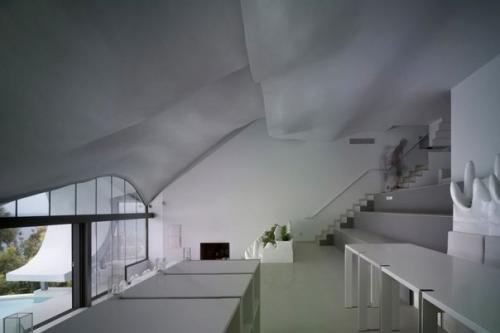 Необычный дом в форме морской волны. 04