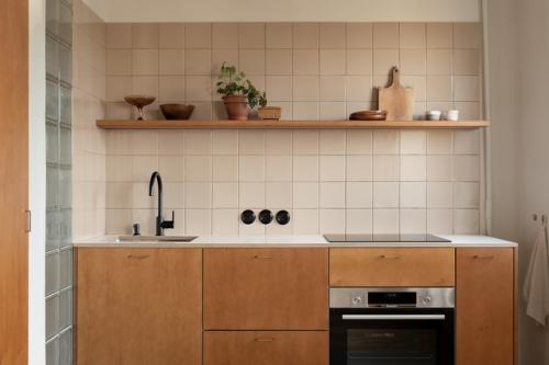 Интерьер квартиры - студии 30 м 2 в ретро стиле. 01