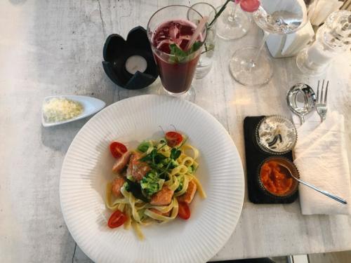 Тыква клуб. Бр.  Кашириных, 66. 02