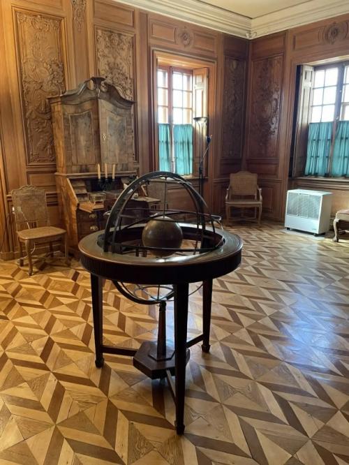 Учащиеся 3-3 класса побывали в большом петергофском дворце! 03