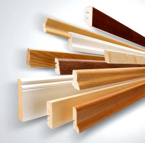 Деревянный плинтус или пластиковый? 01