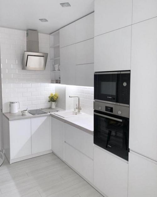 Просторная квартира. В светлых тонах. 05