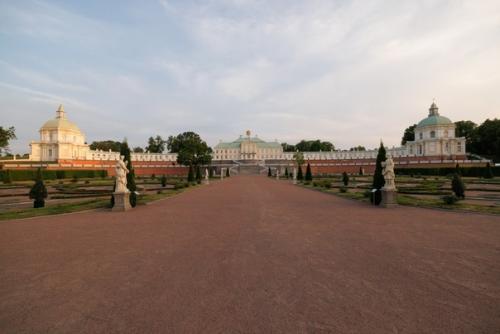 А знаете ли вы, что в большом меншиковском дворце когда-то располагалась турецкая баня со стеклянной крышей? 01