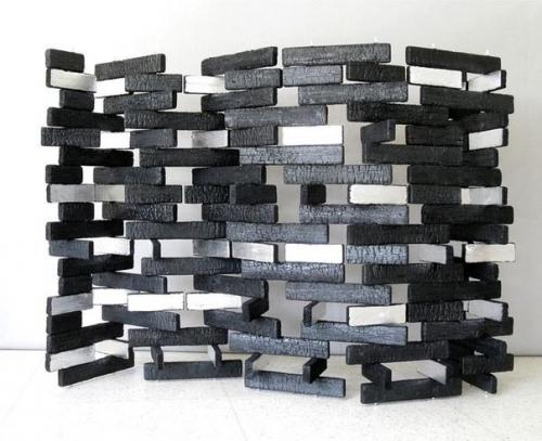 Стильная интерьерная перегородка, которая понравится любителям всего необычного. 02