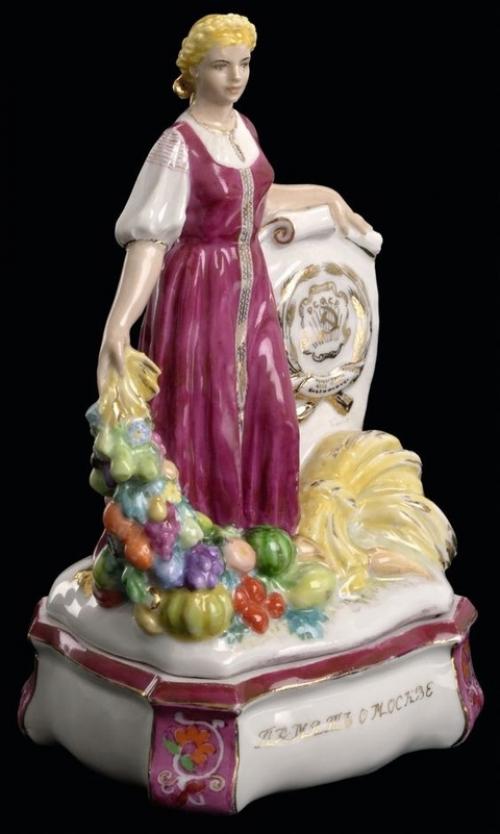 Фарфоровые статуэтки советского периода - это не просто предметы интерьера. 04