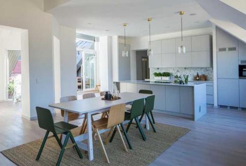 Просторная квартира. Современная и уютная. 03