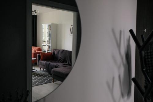 Сейчас редко читают длинные посты, поэтому кратко и по делу. 09