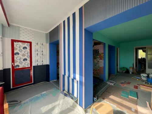 Достраиваю свою планету, переходя из тени в цвет. 02