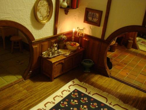 Когда ты уже взрослый, но еще мечтаешь о кукольном домике. 06