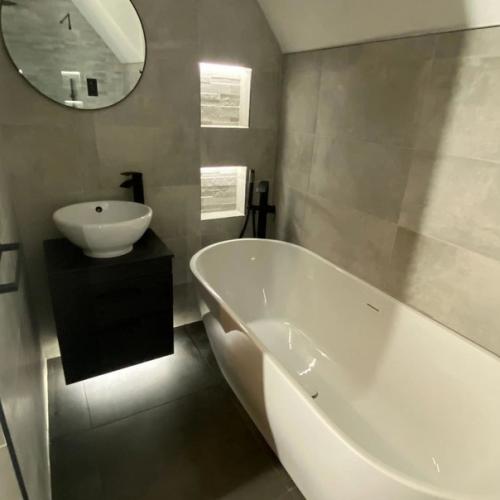 Санузел в доме после капитального ремонта. 03