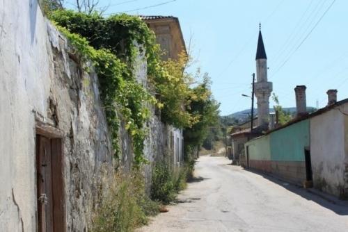 Крым.  Этот город важное место в жизни крымских татар занял. 01