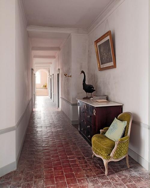 Замок монжоффруа.  Замок монжоффруа, расположенный неподалеку от анжера - усадьба маршала контада в долине Луары, департамент мен и Луара. 02