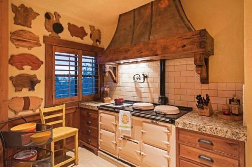 В городе мы орем (штат юта, США) выставлен на продажу оригинальный особняк. 04