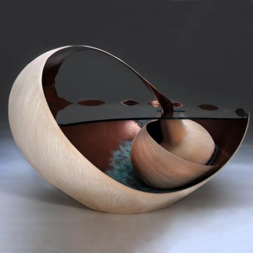 Симпатичный такой стол - ракушка Nautilus, экспериментальный дизайн марка фиша (Marc Fish).