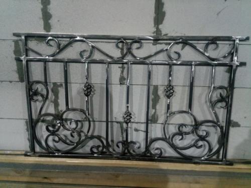Кованые ограждения известны уже сотни лет. 01