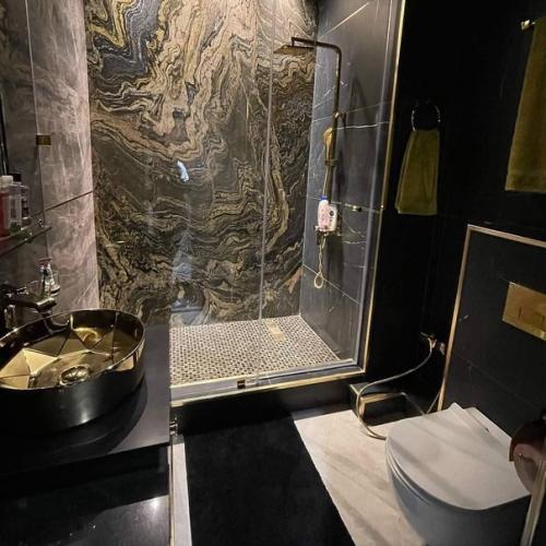 Дизайнерский ремонт в шикарной квартире цыганского барона. 09