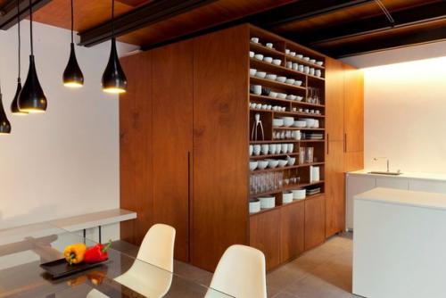 Старая постройка в городе Турине, Италия, было преобразована в современный лофт. 02