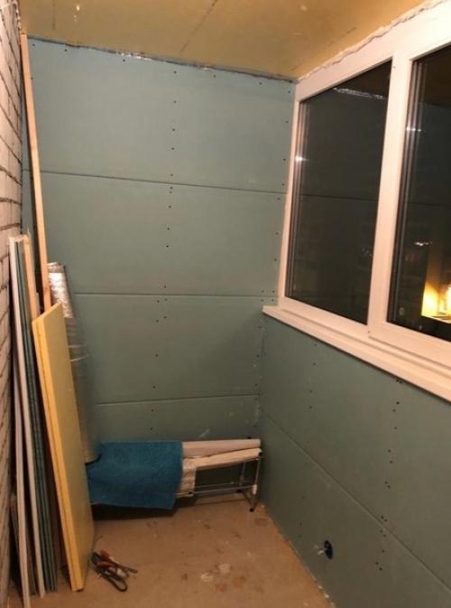 Ремонт на балконе руками хозяина балкона. 01