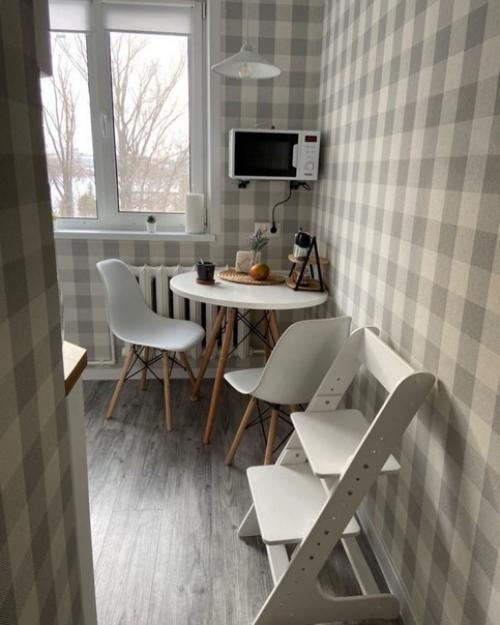 Бюджетный интерьер кухни площадью 5. 5 кв. 04