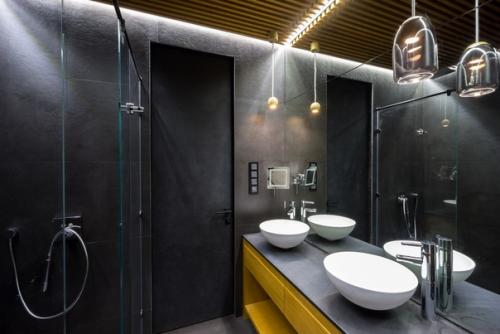 Трехкомнатные апартаменты.  Мебель и предметы интерьера изготовлены по единому дизайн - проекту. 05