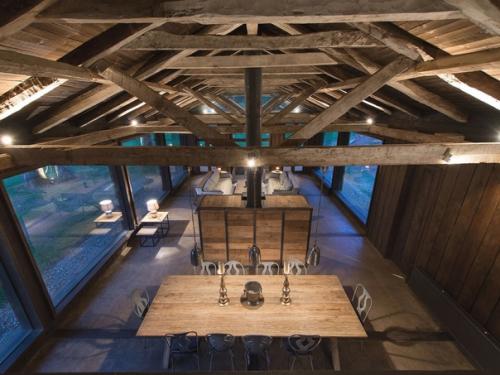 Реконструкция старого амбара под стильный загородный дом в Чили. 02