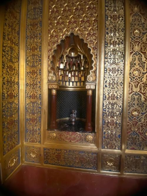 Мавританская гостиная. Золотая гостиная считается невероятно модным, по Меркам 1880-х годов интерьером. 05