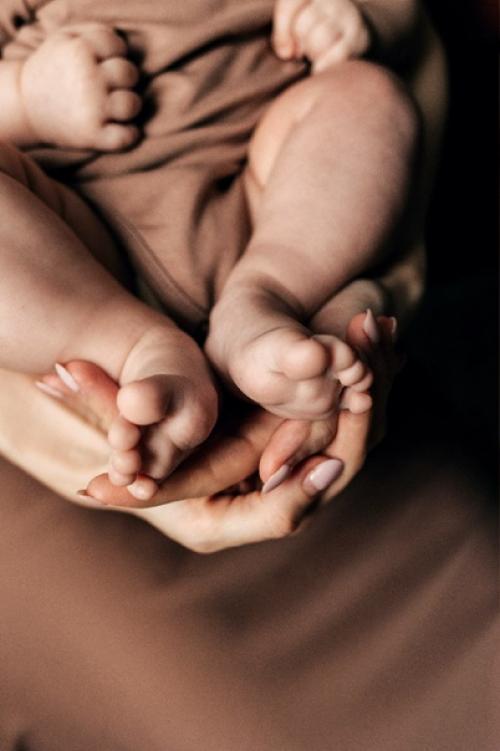 Пока погода не позволяет работать на улице, снимаю тёплые домашние фотосессии. 09