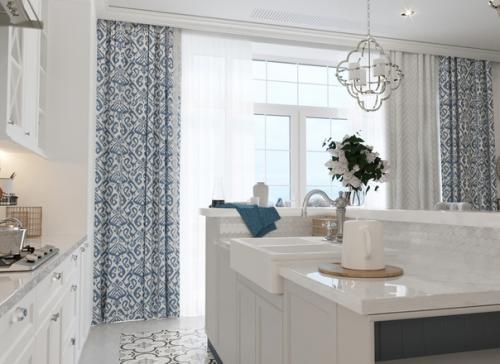 Кухня с островом в загородном доме. 03