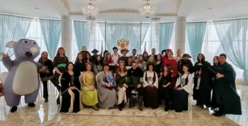 В Петропавловске-камчатском молодожены свадьбу в скандинавском стиле сыграли. 01