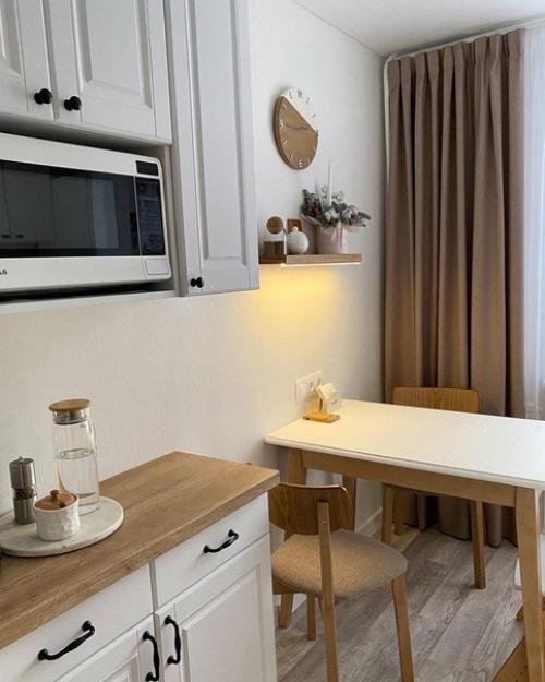 Совсем небольшая кухня. 02