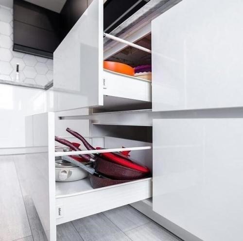 Отличная кухня. В современном оформлении. 07