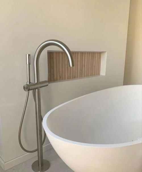 Ванная комната с санузлом и душем. 01