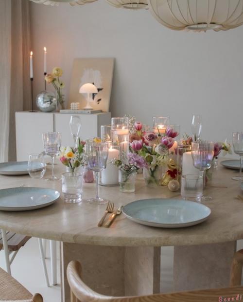 Красивые бежевые оттенки в дизайне уютного скандинавского дома. 01