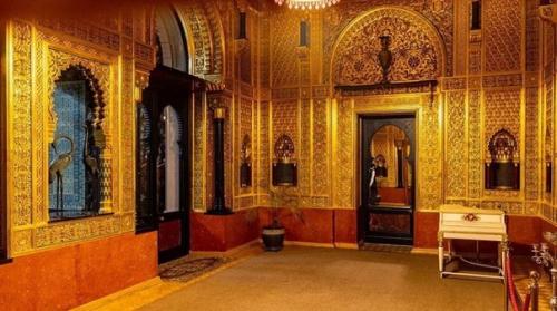 Мавританская гостиная. Золотая гостиная считается невероятно модным, по Меркам 1880-х годов интерьером. 01