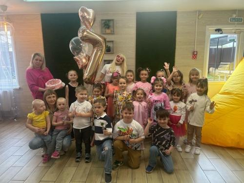 Вы когда-нибудь детский день рождения дома отмечали? 01