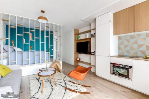 Компактный дизайн квартиры - студии 25 кв. 02