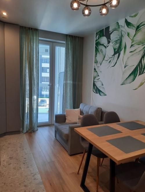 Простой и понятный интерьер кухни - гостиной в однокомнатной квартире молодой семейной пары. 06