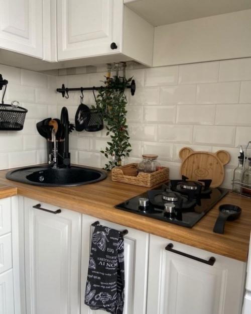 Бюджетный интерьер кухни площадью 5. 5 кв. 02