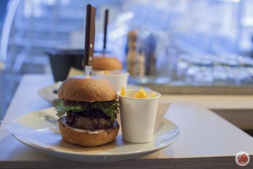 Кафе для вегетеринцев. 06 Кафе для вегетеринцев. 06