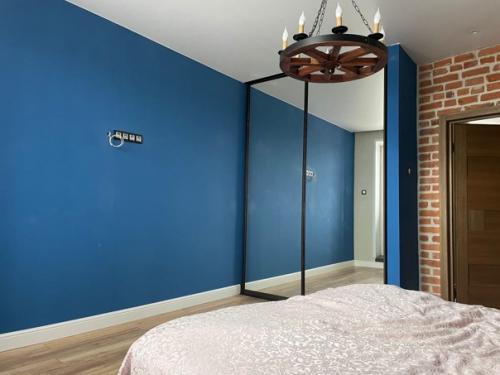 В квартире с таким интерьером депрессии точно не будет. 04