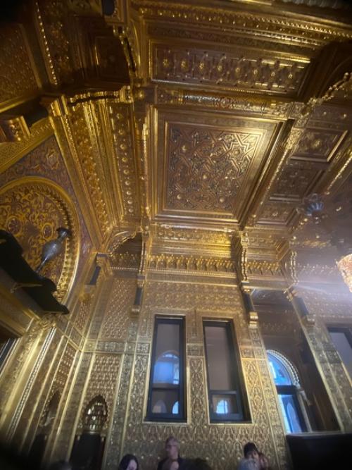 Мавританская гостиная. Золотая гостиная считается невероятно модным, по Меркам 1880-х годов интерьером. 07