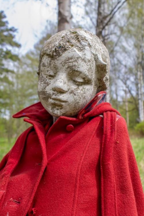 Сразу за ансамблем музея - заповедника Ораниенбаум дача Максимова - это дом 1892 года постройки, федеральный памятник. 07