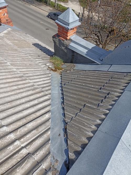 Дом купца первова постепенно просыхает после весеннего потопа. 05