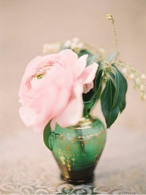 - Как это называется, когда у тебя внутри тепло, ты всем доволен и хочешь, чтобы все оставалось так, как есть? 03