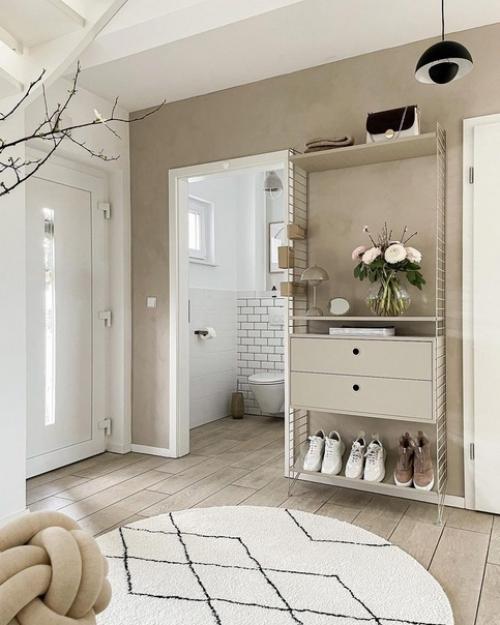 Секрет этого светлого и нежного интерьера заключается в использовании естественного света, светлых цветов и натуральных элементов. 08