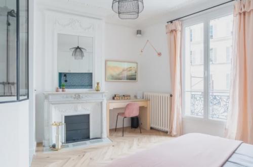 Про интерьер: спальня по-французски. 04