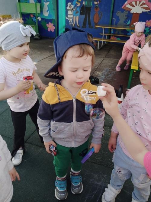 Сидим мы дома на выходных и думаем - чем бы занять ребенка? 08